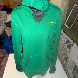 Colosseum Women's Green Hoodie Sweater XL